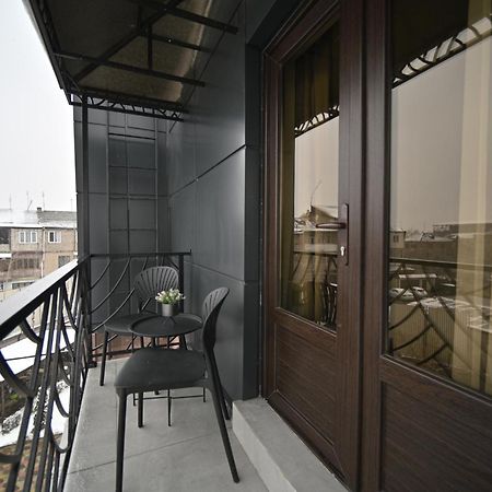 Colette Hotel 耶烈万 外观 照片