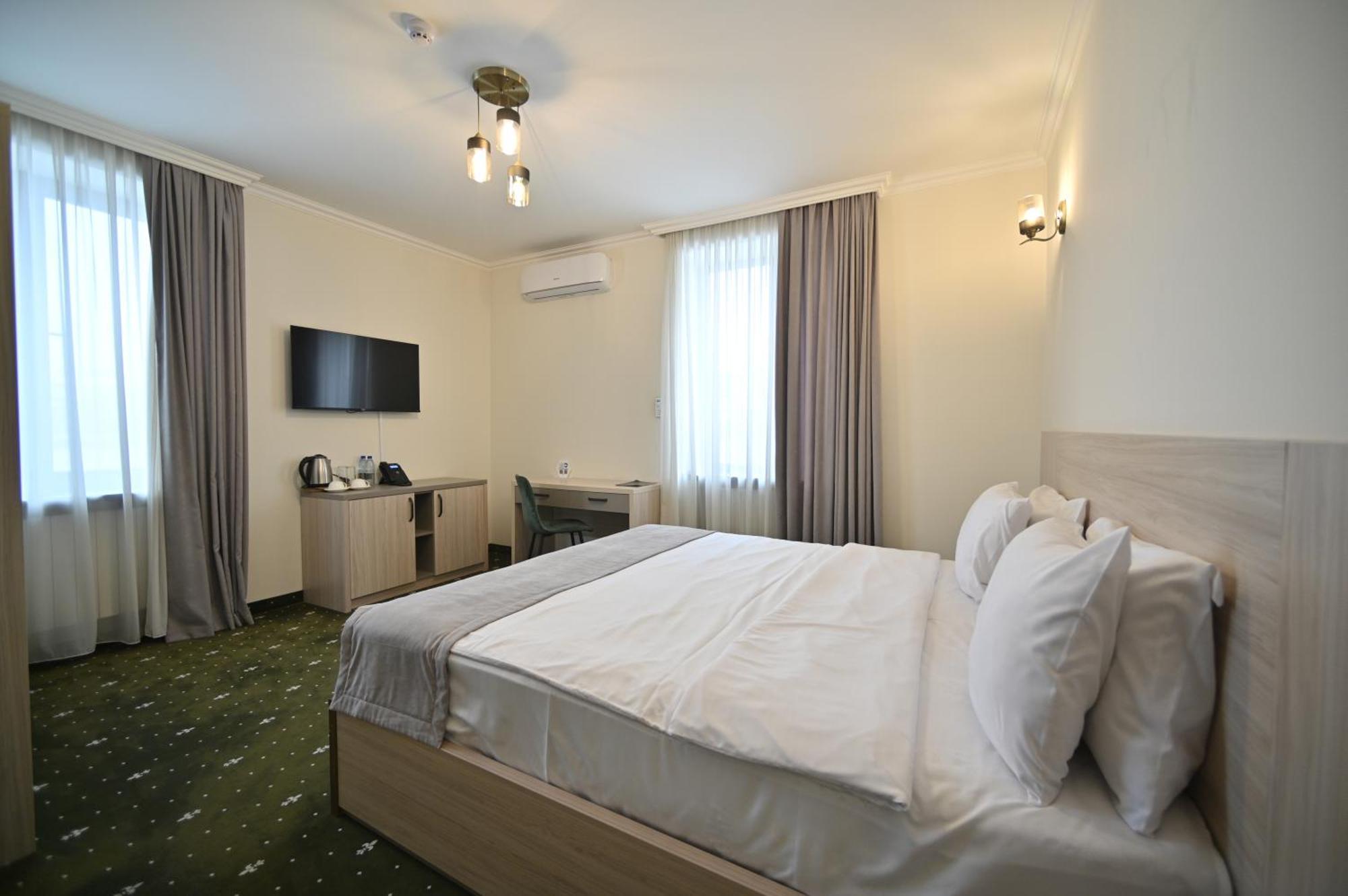 Colette Hotel 耶烈万 外观 照片